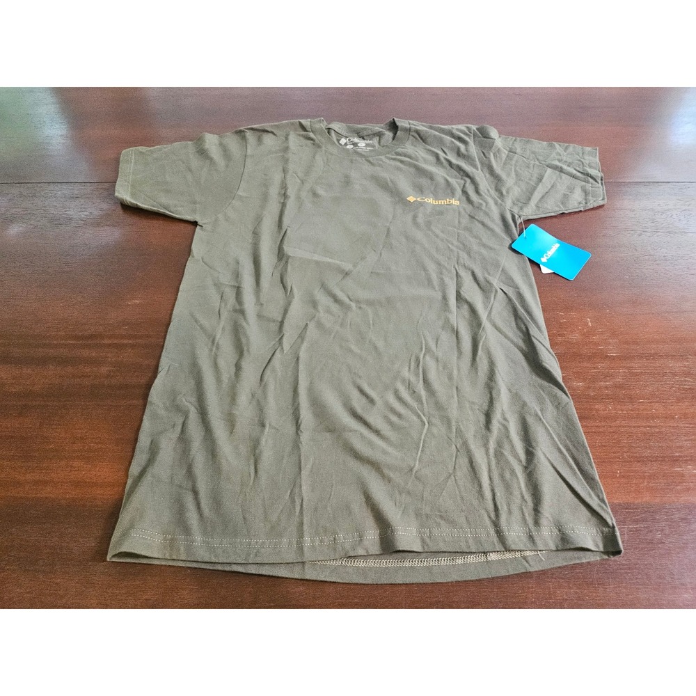 Columbia Graphic T-Shirt Mens Small Olive Green Dog Graphic Back Print NWT